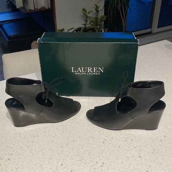 Women’s Black Wedge Heels - Picture 2 of 6